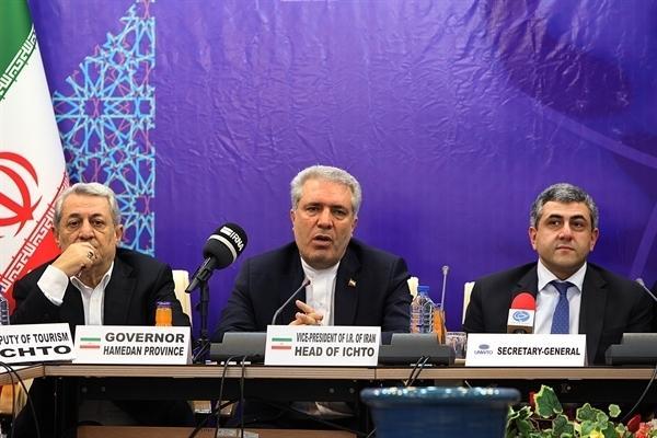 آمادگی ایران برای تعامل و همکاری در زمینه تقویت صنعت گردشگری آمادگی ایران برای تعامل و همکاری در زمینه تقویت صنعت گردشگری