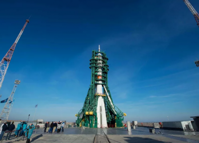 روسیه 12 موشک فضاپیما پرتاب می نماید
